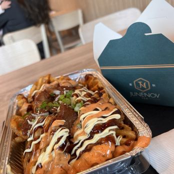 Junenov Tea - Okonoyomi-yaki fries with potato croquettes - Bubble Tea Near Me - Pleasant Hill, California Junenov Tea - Okonoyomi-yaki fries with potato croquettes - Bubble Tea Near Me - Pleasant Hill, California