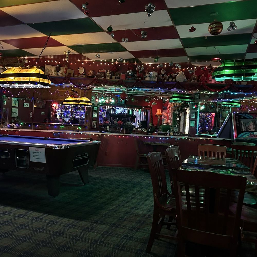 Back room pool table Back room pool table