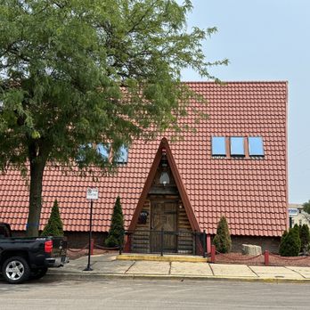Red Barrel Restaurant - a black truck parked in front of it - American Near Me - Chicago, Illinois