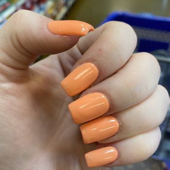 Tipsy Nails & Spa - Full nail set - Nail Salons Near Me - Chico, California