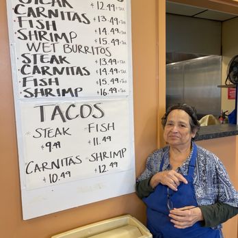 Chini's Burritos - Chini and her delicious menu! - Mexican Near Me - Coral Springs, Florida Chini's Burritos - Chini and her delicious menu! - Mexican Near Me - Coral Springs, Florida