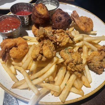 Grace & Grit - Shrimp and oyster platter - Southern Near Me - Mount Pleasant, South Carolina
