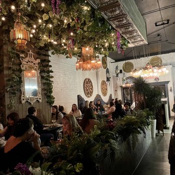 Medi Kitchen & Cocktail - Mediterranean Near Me - Chicago, Illinois