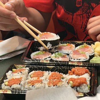 Sushi Hama - Spicy salmon roll & Yellowtail Scallion Roll - Sushi Bars Near Me - Seal Beach, California Sushi Hama - Spicy salmon roll & Yellowtail Scallion Roll - Sushi Bars Near Me - Seal Beach, California