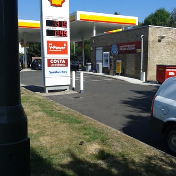 Shell UK - This ones on the Brighton Road Lower Kingswood last one before M25 - Gas Stations Near Me - Tadworth, SRY