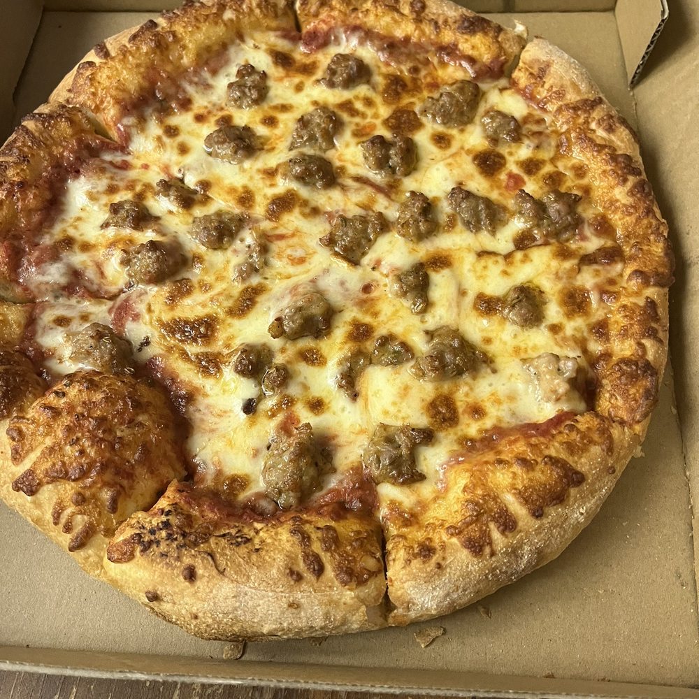 Fullerton Pizza - Sausage pizza - Pizza Near Me - Fullerton, California Fullerton Pizza - Sausage pizza - Pizza Near Me - Fullerton, California