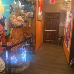 Hop Scholar Ale House - The hallway leading to the S.E. behind Hop Scholar! They're awesome people that all work there, I can't wait to visit secret spot