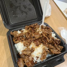 THIS was considered extra meat! I don't want to even imagine if I didn't ask for extra. These people are robbing us of our portions. THIS was considered extra meat! I don't want to even imagine if I didn't ask for extra. These people are robbing us of our portions.