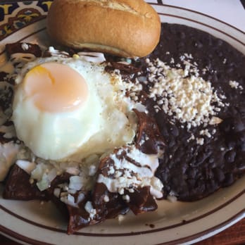 La Cabañita - Molé chilaquiles with black beans and added egg. - Mexican Near Me - Glendale, California La Cabañita - Molé chilaquiles with black beans and added egg. - Mexican Near Me - Glendale, California