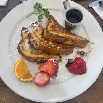Sweet Maple - One French Toast Weekend Breakfast - American Near Me - San Francisco, California