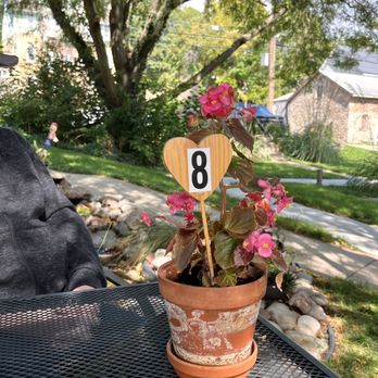 Cafe d'Marie - Outside table - Coffee & Tea Near Me - Davenport, Iowa