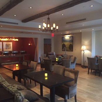 Bistro du Midi - French Near Me - Boston, Massachusetts