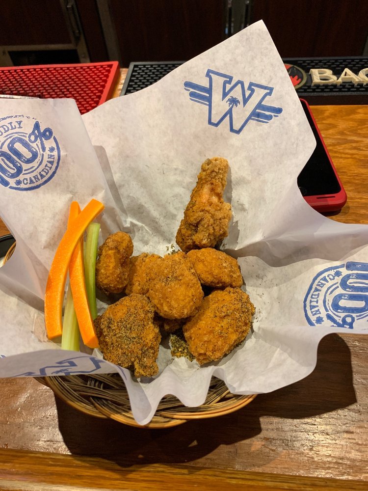 WILD WING Updated July 2024 10 Photos & 30 Reviews 2051 Winston