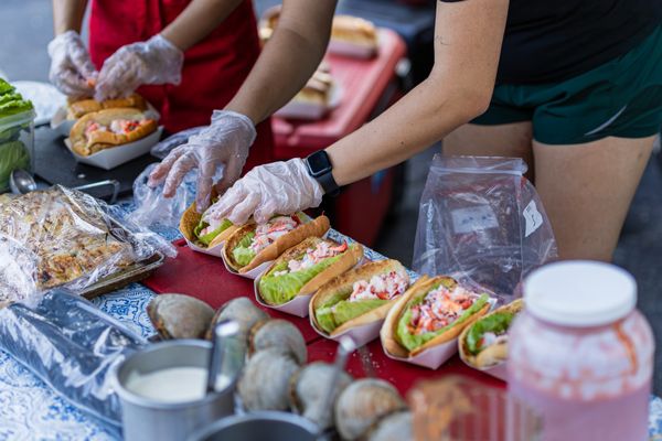 Barking Claw by null