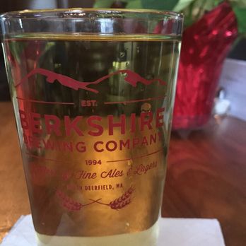 Tap & Vine - Bars Near Me - Wallingford, Connecticut Tap & Vine - Bars Near Me - Wallingford, Connecticut