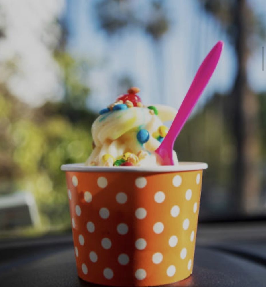 Froyos and Mo Logo