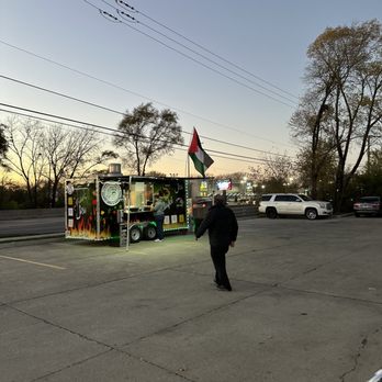 Falafel Abdu Hamouda - Food Truck - Falafel Near Me - Chicago Ridge, Illinois Falafel Abdu Hamouda - Food Truck - Falafel Near Me - Chicago Ridge, Illinois