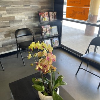 Impressions Hair Design - Waiting area. - Hair Salons Near Me - San Jose, California