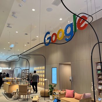 Google Store Chelsea - Electronics Near Me - New York, New York