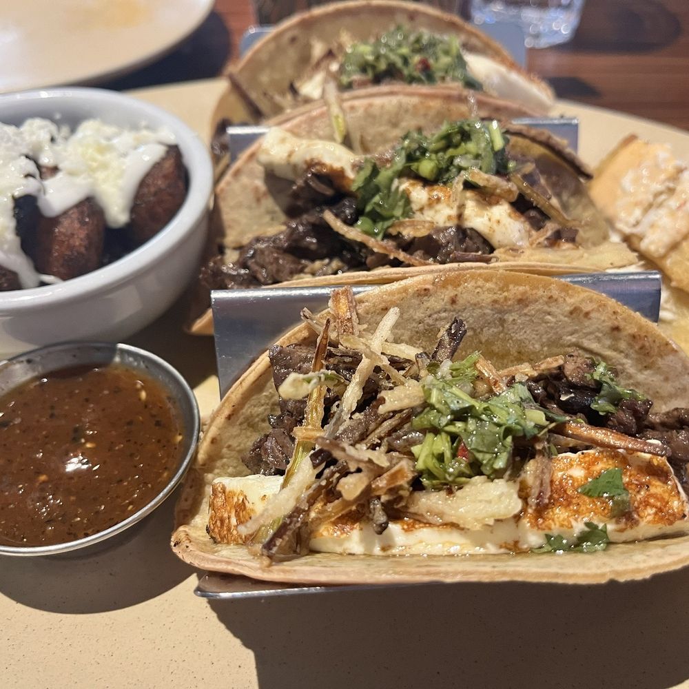 El Jefe Lena Y Mar - Pinche Asada Tacos - Seafood Near Me - Aurora, Illinois