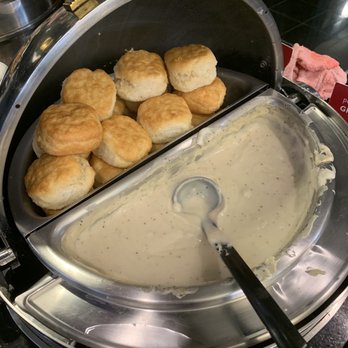 Drury Inn & Suites Springfield - Biscuits and gravy - Hotels Near Me - Springfield, Missouri Drury Inn & Suites Springfield - Biscuits and gravy - Hotels Near Me - Springfield, Missouri