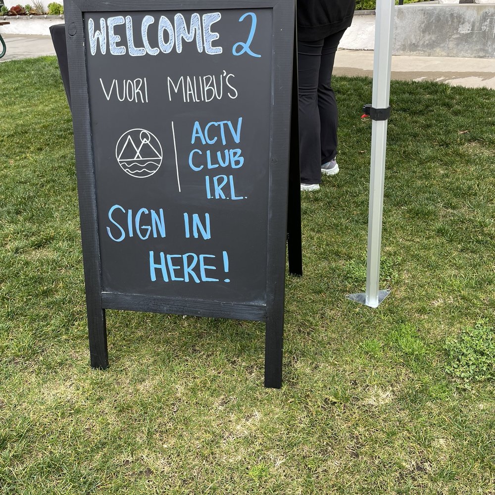 Vuori - Pilates in the park - Women's Clothing Near Me - Malibu, California