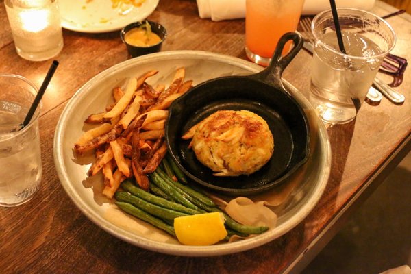 Ryleigh's Oyster by null