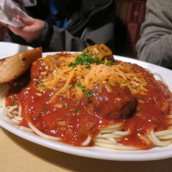 Boston Pizza - Boston's Smoky Mountain Spaghetti and Meatballs - Pizza Near Me - Hinton, Alberta Boston Pizza - Boston's Smoky Mountain Spaghetti and Meatballs - Pizza Near Me - Hinton, Alberta