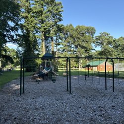 Washburn Park - Kid swings and jungle gym