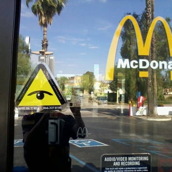 McDonald's - Fast Food Near Me - Castaic, California