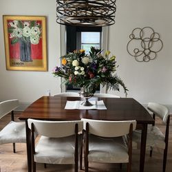 Janie's Country Gallery Florist - Center Piece