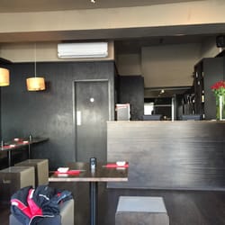 Maki Sushi - A very sparsely decorated Japanese restaurant.