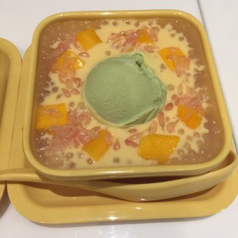 Sweethoney Dessert - Mangle pomelo sago with green tea ice cream - Desserts Near Me - Alhambra, California Sweethoney Dessert - Mangle pomelo sago with green tea ice cream - Desserts Near Me - Alhambra, California