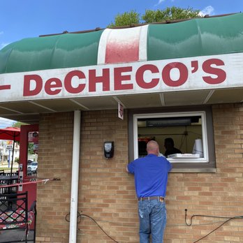 Decheco's Pizzeria - Walk-up pickup window. - Pizza Near Me - Akron, Ohio Decheco's Pizzeria - Walk-up pickup window. - Pizza Near Me - Akron, Ohio