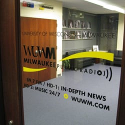 WUWM 89.7 FM - The WUWM Station