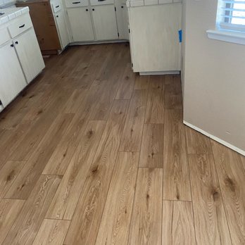Bakers Flooring - Carpet Installation Near Me - Hanford, California Bakers Flooring - Carpet Installation Near Me - Hanford, California