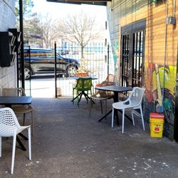 Toast - Outdoor seating