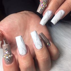 Gel extensions