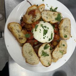 Roosters Rookery - Burrata roasted Tom and Crostini bread