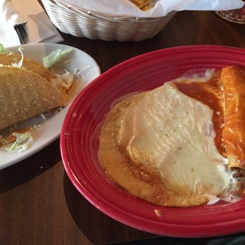 Coyote's Mexican Grill - Combo platter -tacos were OK, but the enchilada was great - Mexican Near Me - Decatur, Georgia