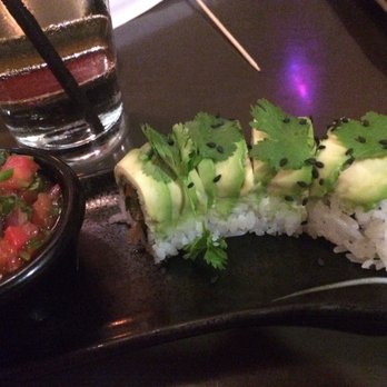 Sushi Lounge Encinitas - Lizard Roll - Sushi Bars Near Me - Encinitas, California
