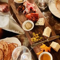 The Lobby - Charcuterie board (large)