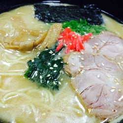 Maruten Ramen - Pork soup (tonkotsu) ramen