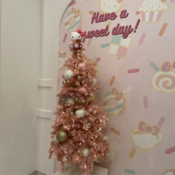 Hello Kitty Cafe - Cafes Near Me - Irvine, California