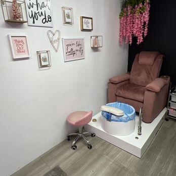 VickyVictoriaNails - Nail Technicians Near Me - Pompano Beach, Florida VickyVictoriaNails - Nail Technicians Near Me - Pompano Beach, Florida