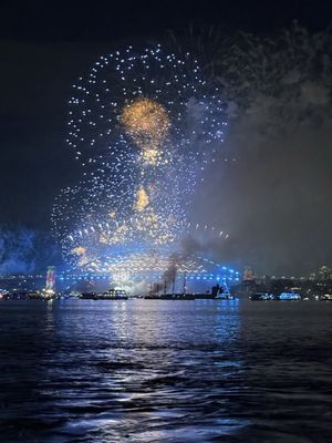 Sydney Harbour Bridge by null
