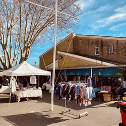 Rozelle Collectors Market