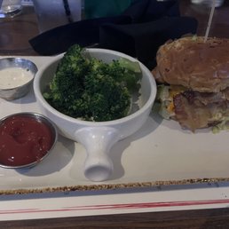 Salmon BLT / broccoli
