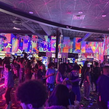 Arcade Monsters - Long food line - Arcades Near Me - Murrieta, California Arcade Monsters - Long food line - Arcades Near Me - Murrieta, California
