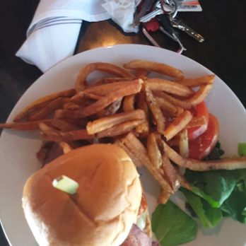 Brick Works - Brewing And Eats - Smokehouse burger - Breweries Near Me - Smyrna, Delaware